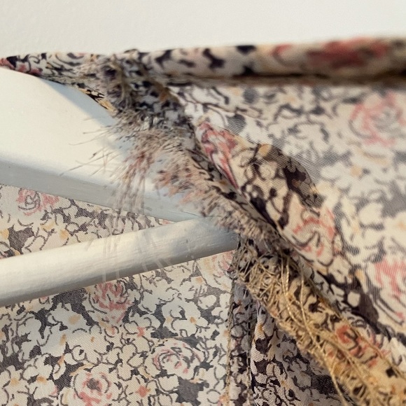 Everly Floral Tunic - Picture 8 of 12